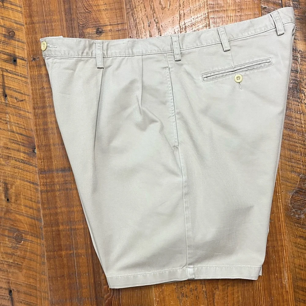 Men’s Nautica Pleated Front Khaki Shorts, Size 38 - Picture 7 of 12